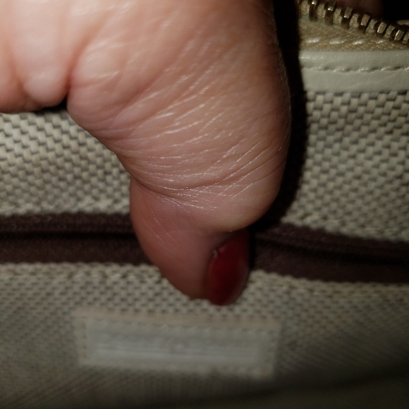 Dooney & Bourke Handbag - Picture 6 of 7